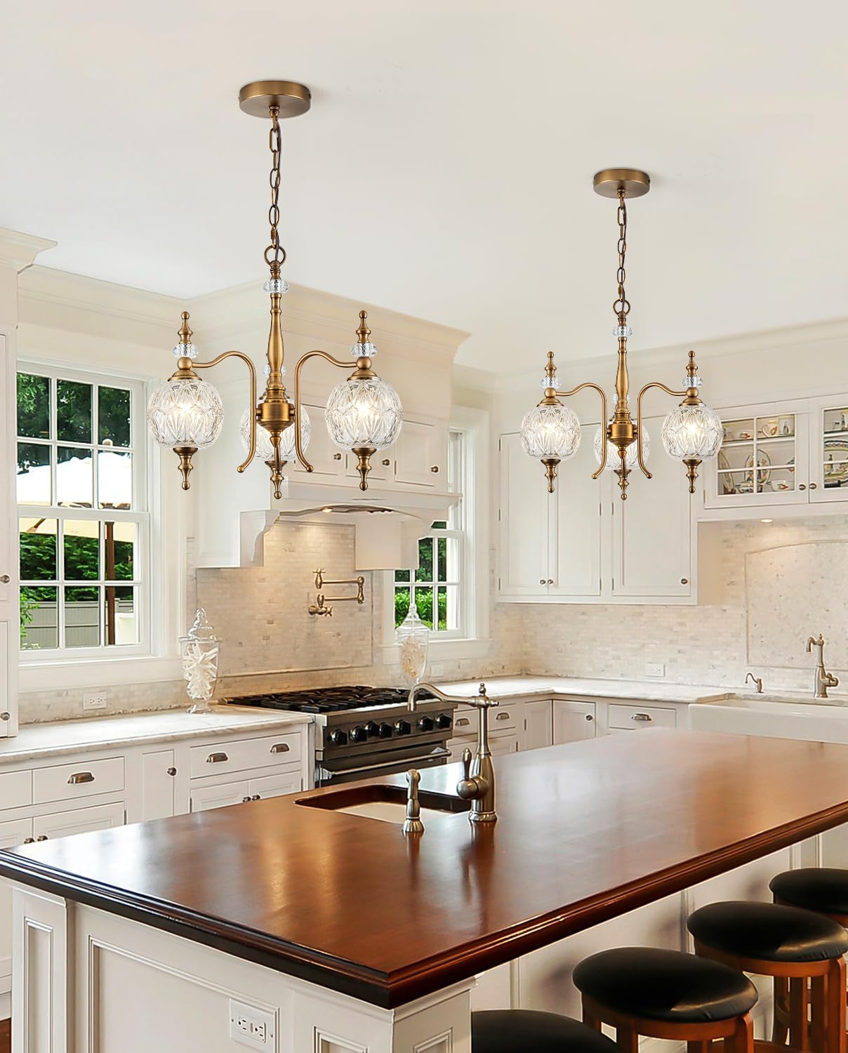 Vintage Pendant Light Fixtures, 3-Light Chandeliers for Kitchen Antique Gold Glass Pendant Lighting Matte Brushed Brass Finish with Crystal Glass Shade for Farmhouse Hotel Kitchen Island