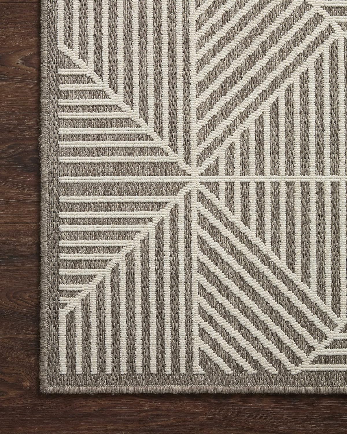 Loloi II Rainier Collection RAI-03 Natural/Cream, Indoor/Outdoor 5'-3" x 7'-7" Area Rug, Beige/Ivory