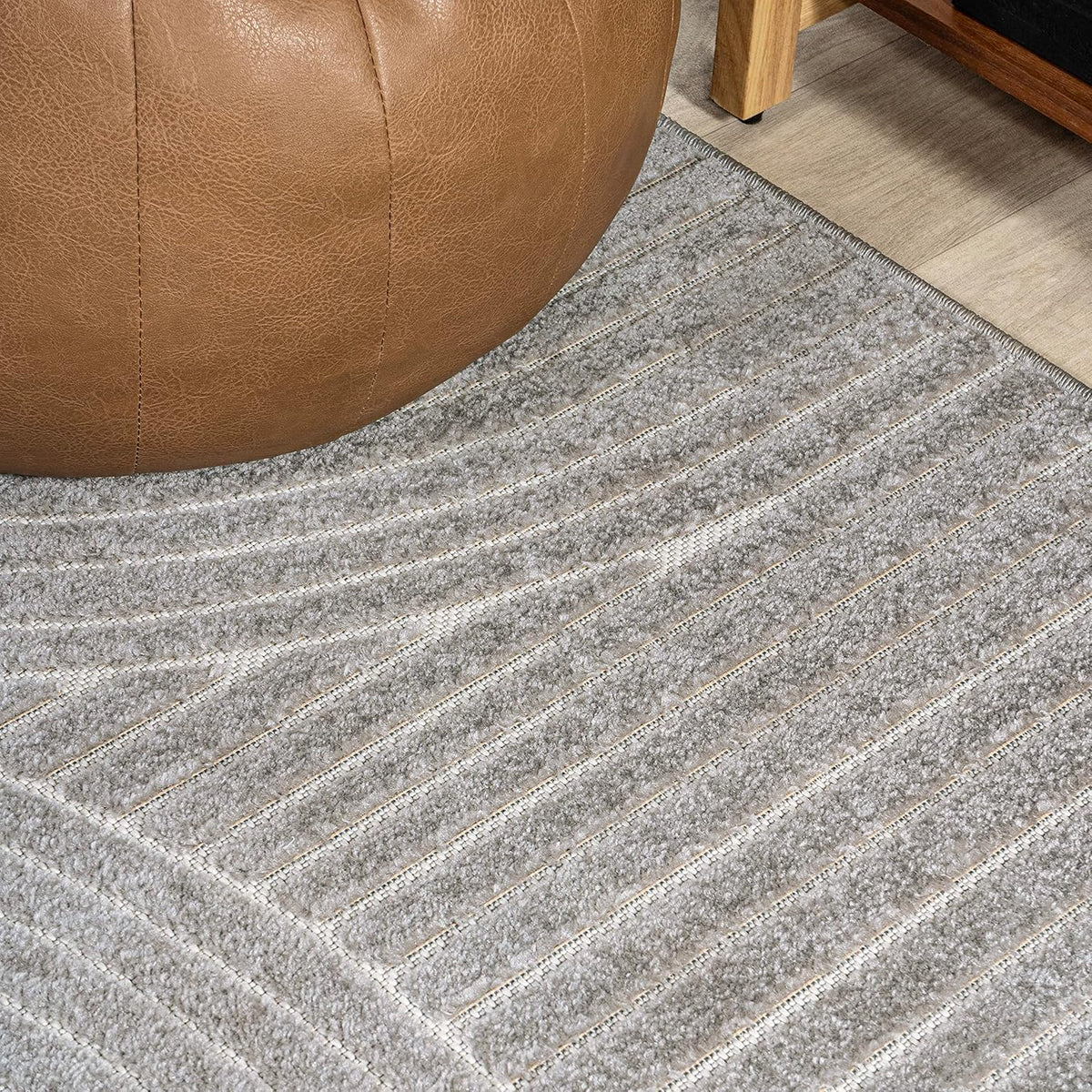 JONATHAN Y Hallie High-Low Curve Gray/Ivory 8x8 Square Indoor/Outdoor Area Rug, Minimalist, Pet Friendly, Non-Shedding, Stain Resistant, Hose-Washable for Backyard, Patio, Porch (SCN100A-8SQ)