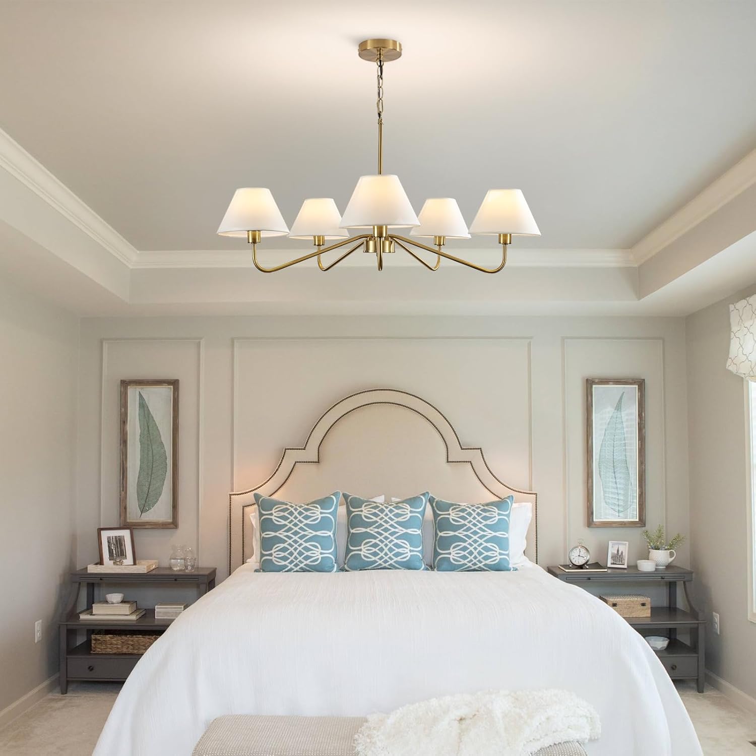 5-Light Gold Chandelier, 31.5" Brass Modern Chandeliers with White Fabric Shade, Classic Farmhouse Ceiling Light Fixture, Adjustable Pendant Light for Kitchen Living Room Dining Room Bedroom Entryway
