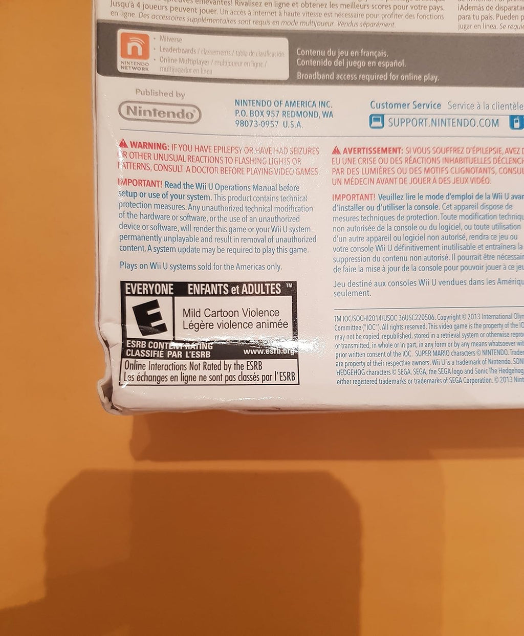 Mario & Sonic Sochi 2014 Olympic Winter Games with Blue Wii Remote Plus - Wii U