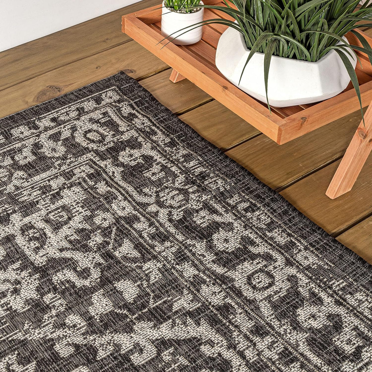 JONATHAN Y Boho Medallion Indoor Outdoor Area Rug 8X10 Black/Gray, Malta Textured Weave for Backyard, Patio, Porch, Easy-Cleaning, High Traffic, Pet-Friendly, Non-Shedding (SMB104C-8)