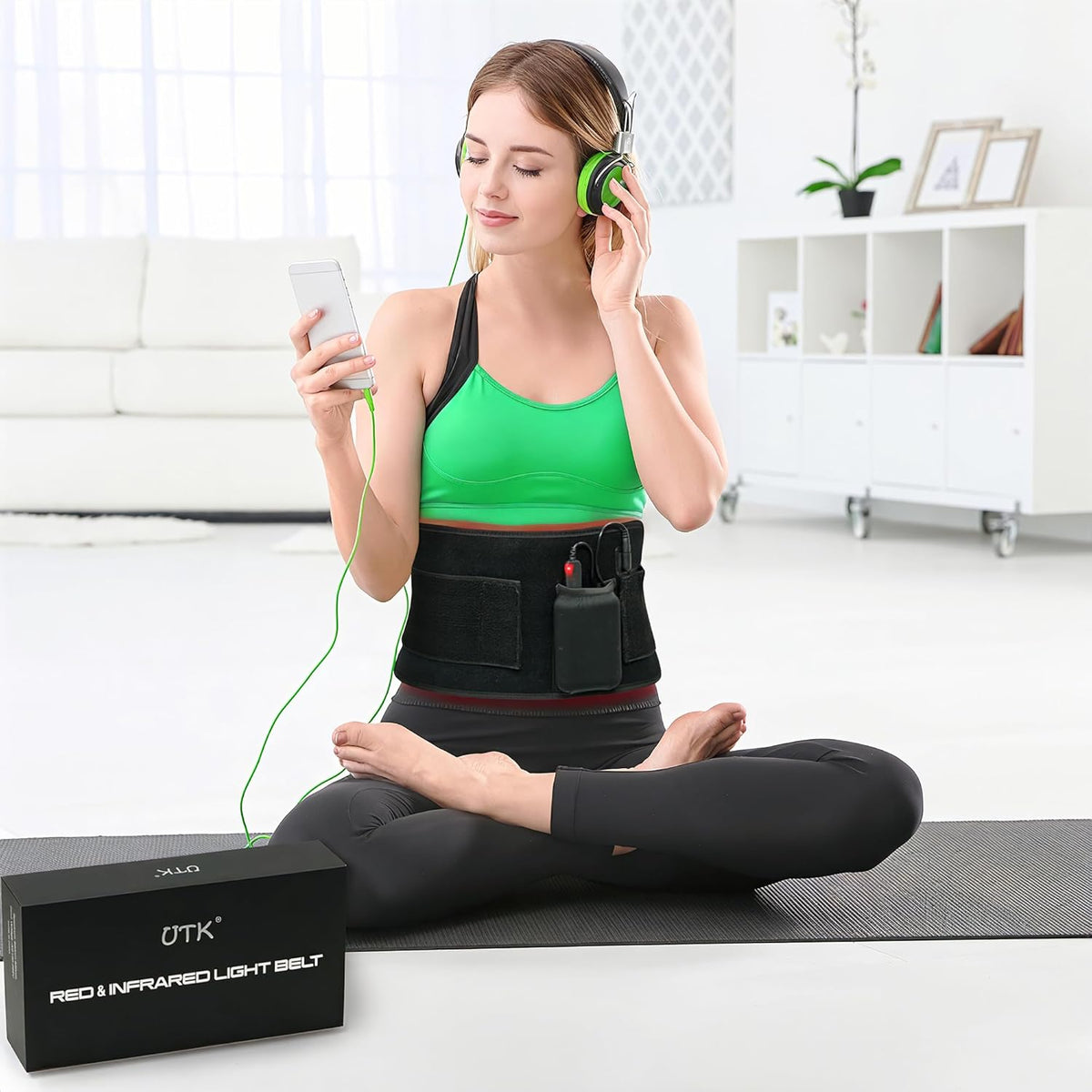 UTK Red Light Therapy Pad for Body Pain Relief, LED 660＆850nm Wearable Wrap Deep Therapy Belt with Timer Function Relieve Back Shoulder Pain