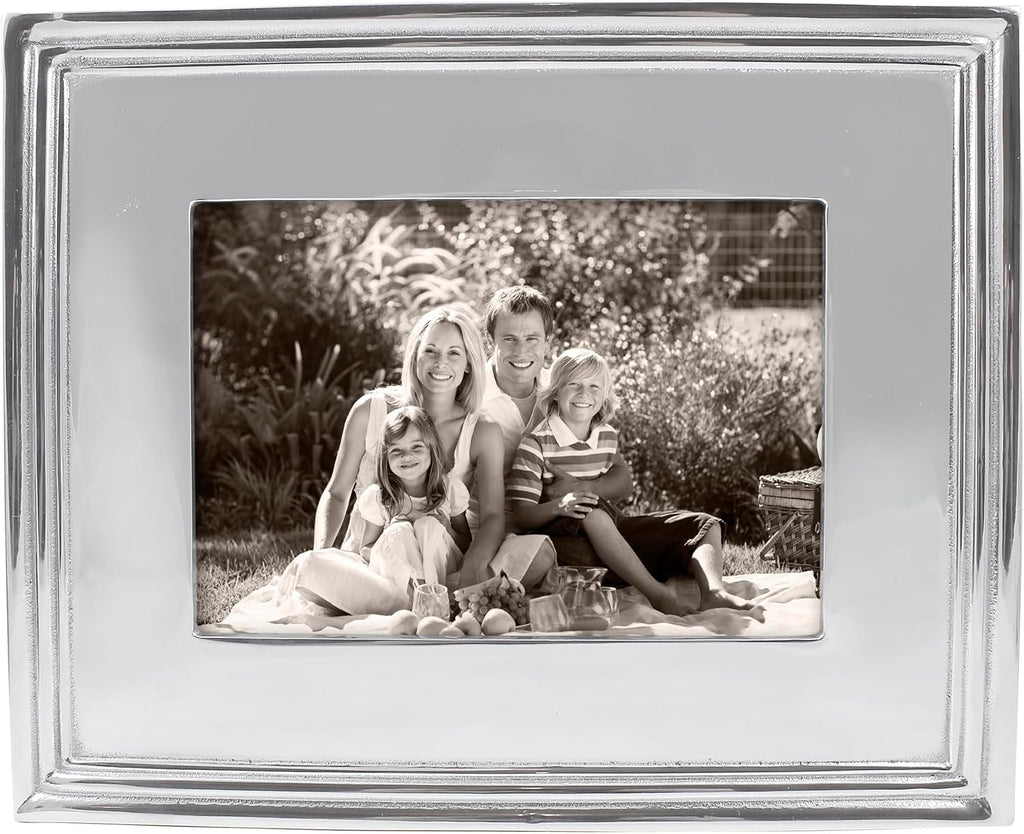 Mariposa Classic 5 x 7 Frame, Silver