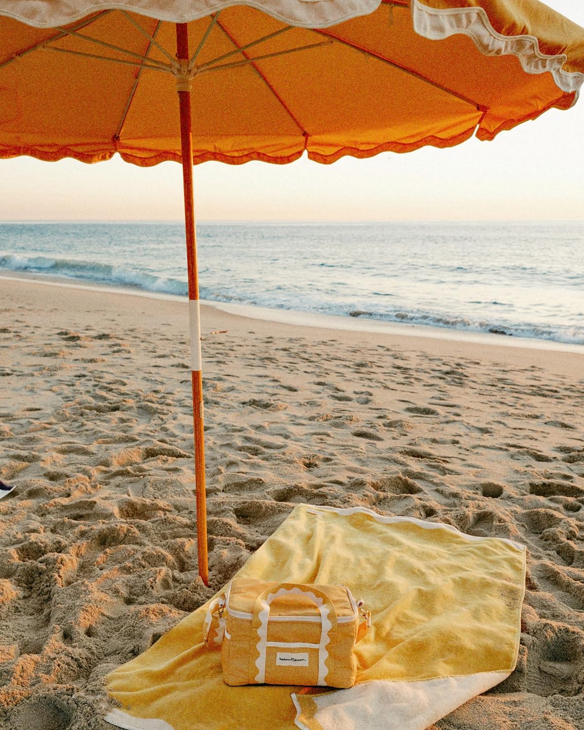 Business & Pleasure Co. Amalfi Rivie Umbrella - 6.5' Boho Beach Umbrella, UPF 50+ UV-Resistant Canvas, Premium Wood Pole, Sturdy Yet Lightweight