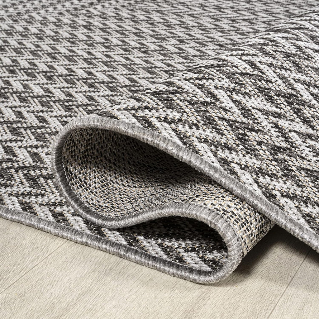 JONATHAN Y Concentric Squares Indoor Outdoor Area Rug 8X10 Black/Light Gray, Chevron Modern for Backyard, Patio, Porch, Easy-Cleaning, High Traffic, Pet-Friendly, Non-Shedding (SMB206B-8)