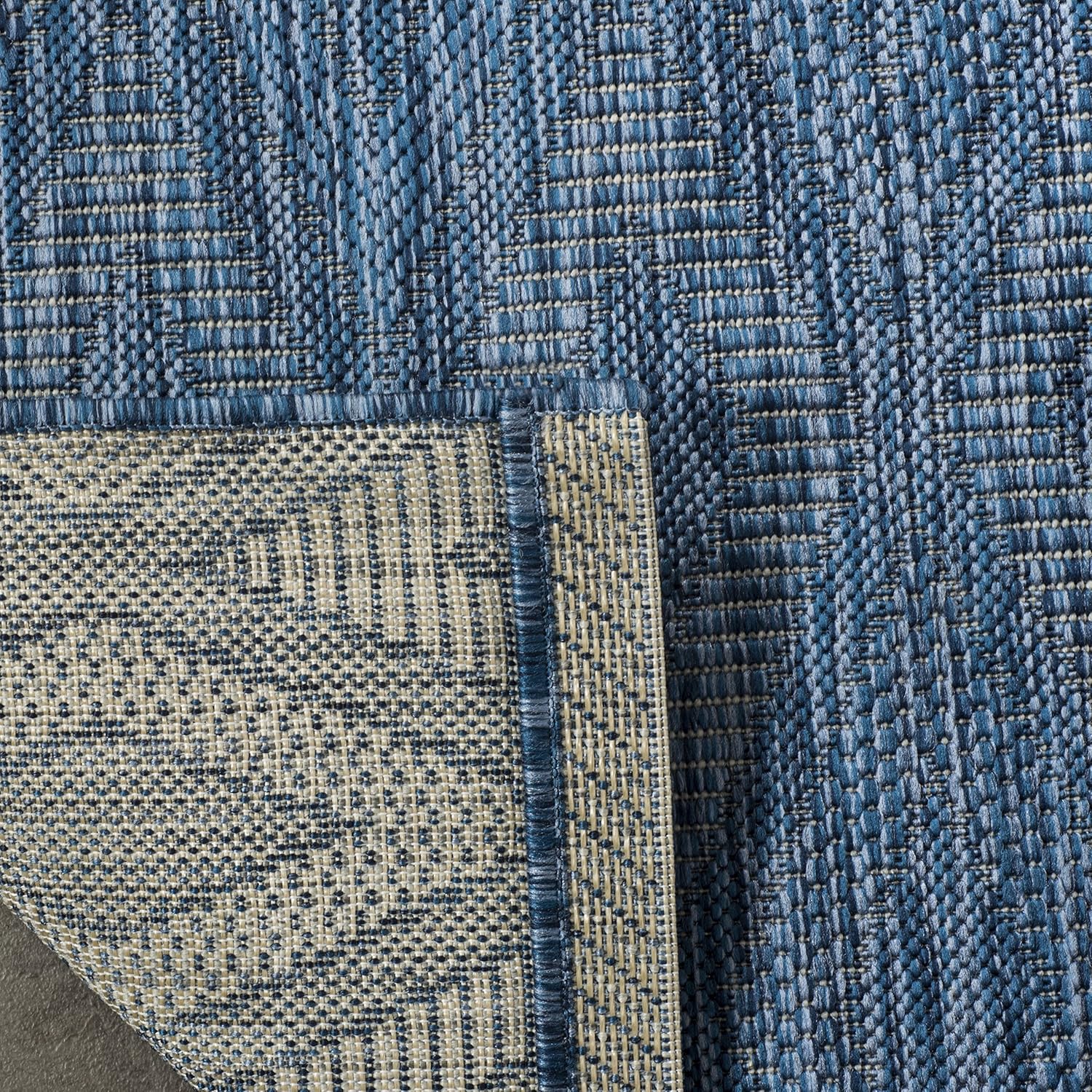 SAFAVIEH Washable Rug Outdoor Courtyard Collection - 9' Square, Navy, Non-Shedding & Easy Cleaning, Ideal for Patio, Backyard, Mudroom (CY8522-36822)