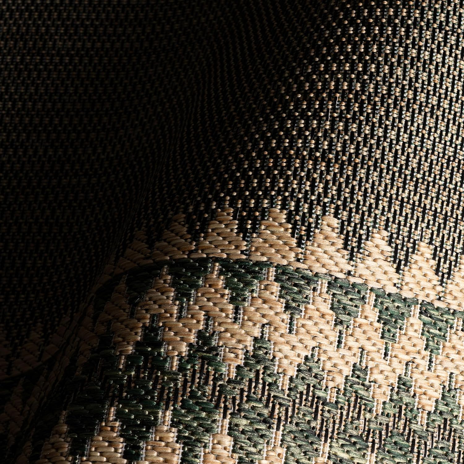 Dash & Albert Essoria Green Indoor/Outdoor Rug Rug, 8 X 10 Feet, Green/Black Bordered Pattern