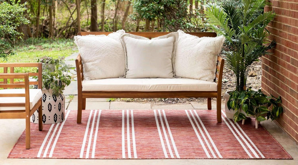 Unique Loom Outdoor Collection Area Rug - Anguilla (9' x 12' Rectangle, Rust Red/ Ivory)