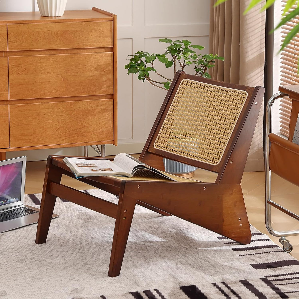 Welnow Mid Century Rattan Accent Chair, Bamboo Wood Lounge Chair with Woven Cane Backrest, Low Armchair for Living Room, Bedroom, Balcony or Reading Corner, Walnut