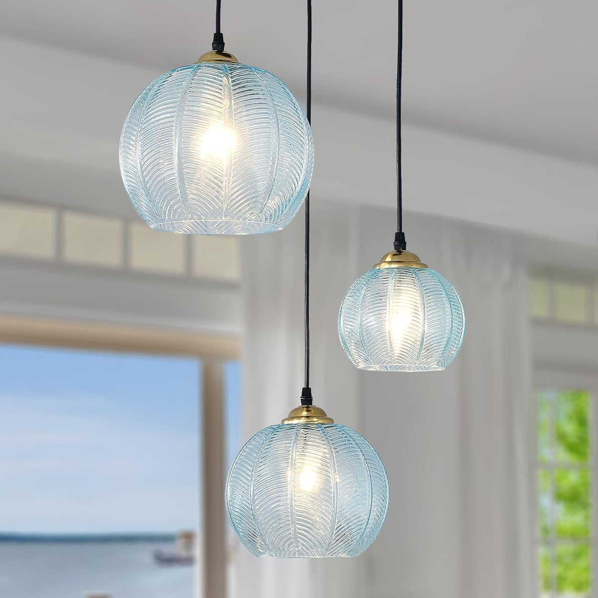 3-Light Blue Cluster Glass Pendant Light, Hanging Chandelier with Globe Shade, Glass Ball Pendant Light Fixtures for Kitchen Island, Dining Room, Living Room, Bedroom