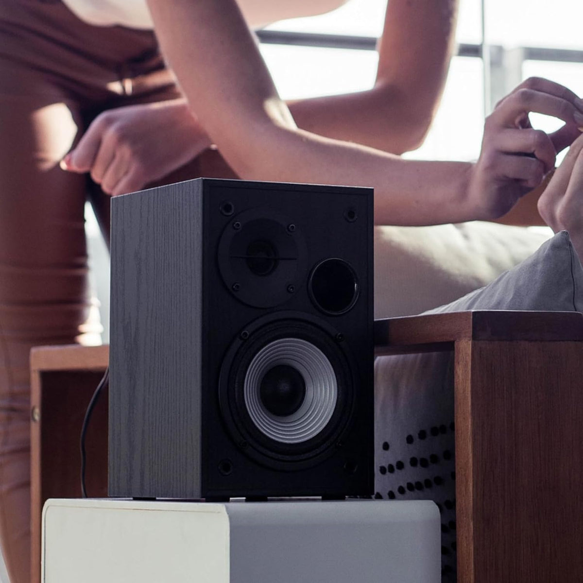 Edifier R980T 4" Active Bookshelf Speakers - 2.0 Computer Speaker - Powered Studio Monitor (Pair)