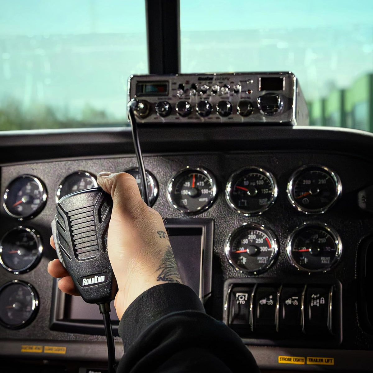 RoadKing RKCBFM Dual-Mode AM/FM CB Radio for Truckers Full 40 Channels Pro Emergency Channel CB with Noise-Cancelling Mic Large Display - Silver