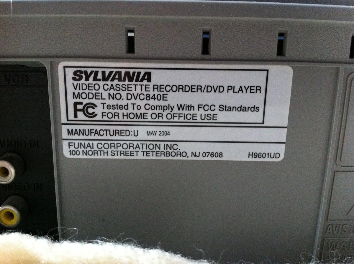 Sylvania DVC840E DVD/VCR Dual-Deck Combo