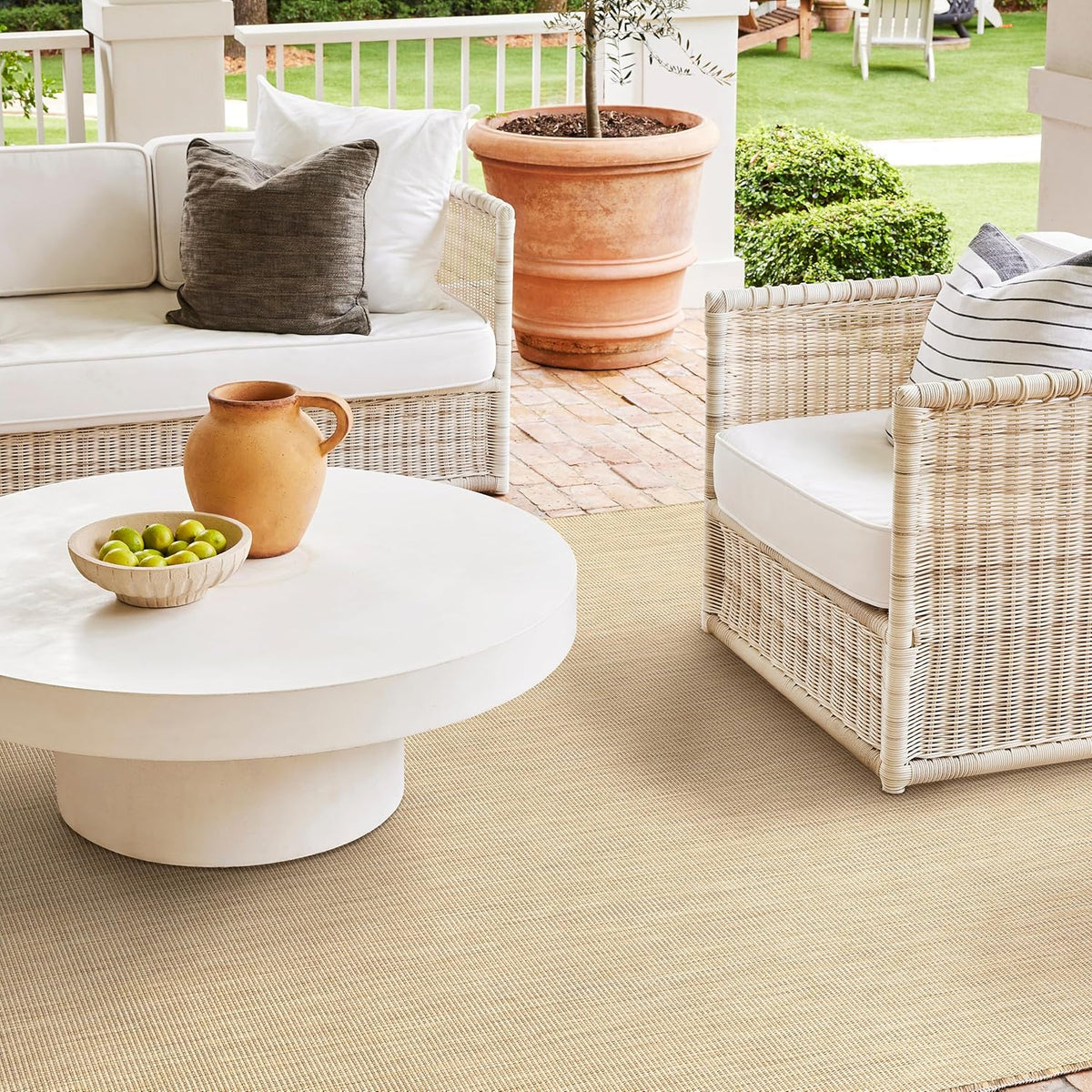 Nuloom Outdoor Performance Collection Nakia Brown/Ivory, 13' x 15', Soft and Cozy, High Traffic, Stain Resistant, Easy Clean, Durable Area Rug for Indoor/Outdoor Patio, Deck, Porch, Garden, Courtyard