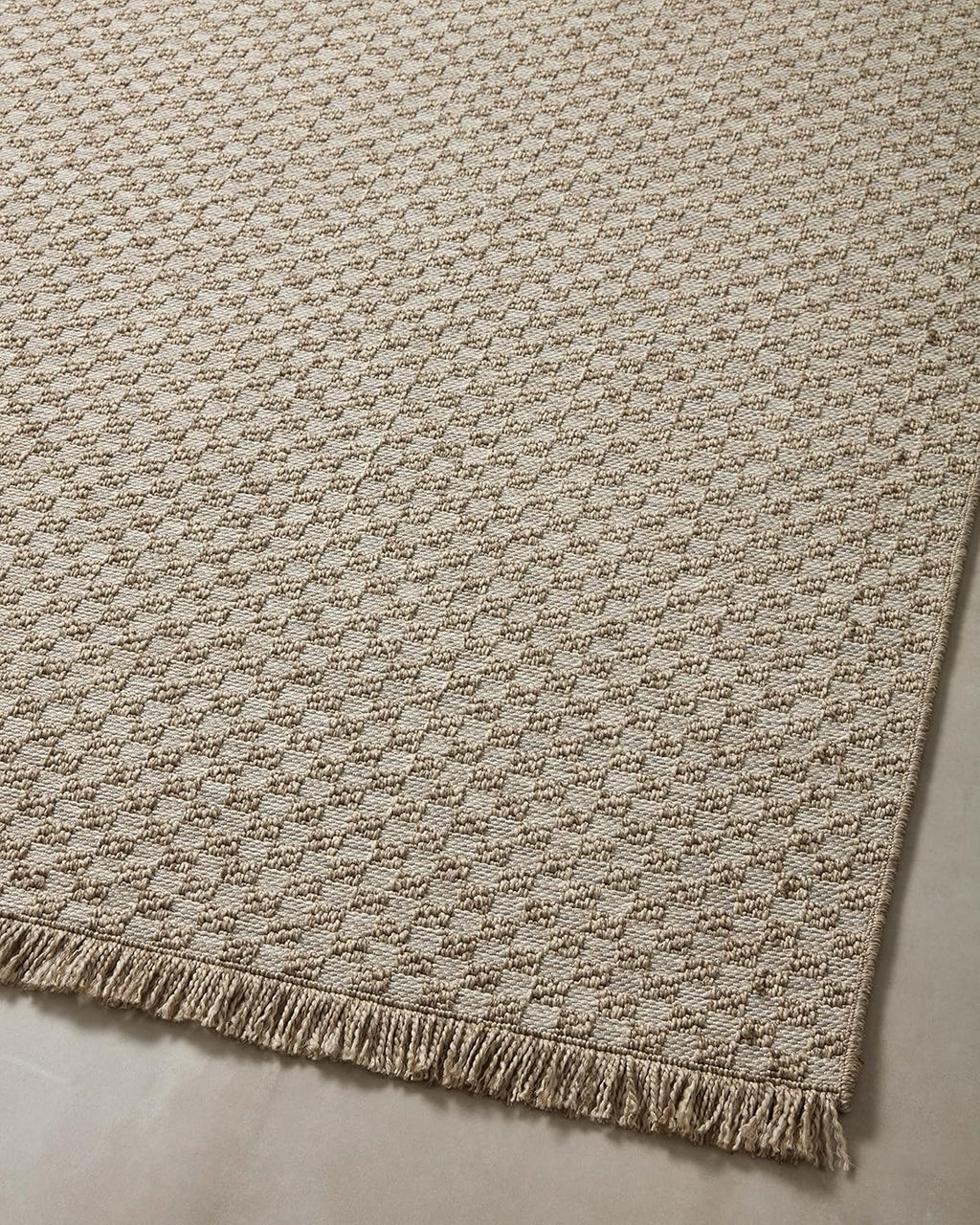 Loloi Dawn Collection Indoor/Outdoor DAW-02 Tan 7'-8" x 10' Area Rug