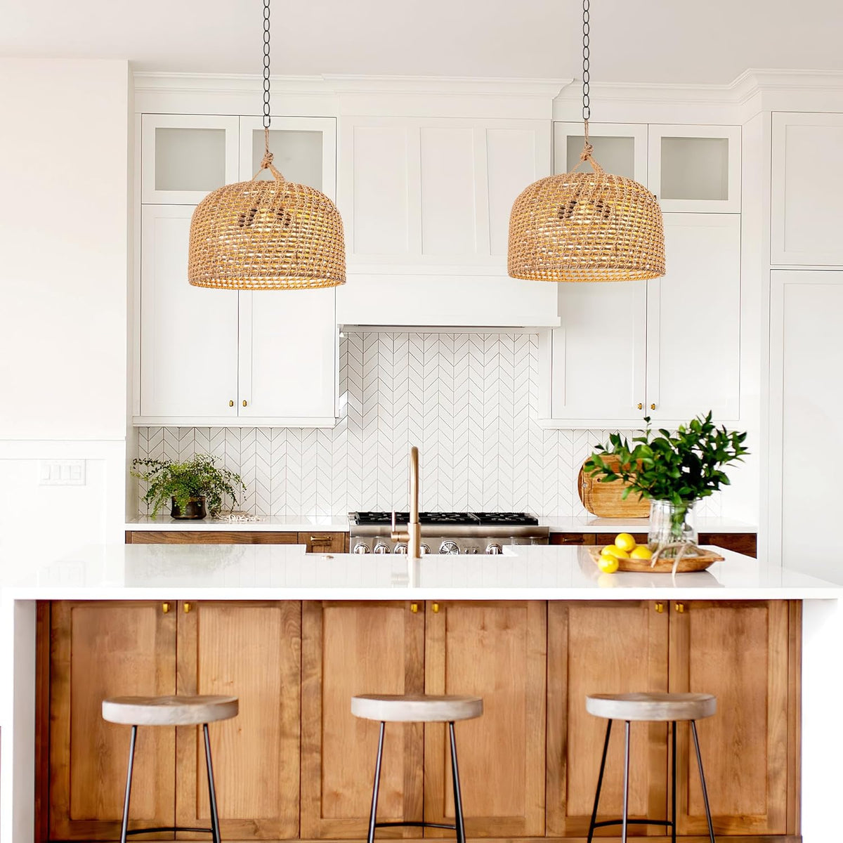 LamQee 18 Inch Rattan Farmhouse Chandelier, 3-Lights Boho Large Pendant Light with Dome Wicker Shade, Rustic Hand Woven Hanging Lighting Fixture for Dining Room, Kitchen Island, Entryway, Foyer