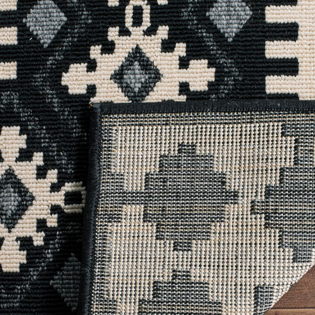 SAFAVIEH Washable Rug Outdoor Veranda Collection - 8' x 11', Black & Cream, Non-Shedding & Easy to Clean, Ideal for Patio, Backyard, Mudroom (VER099-0421)