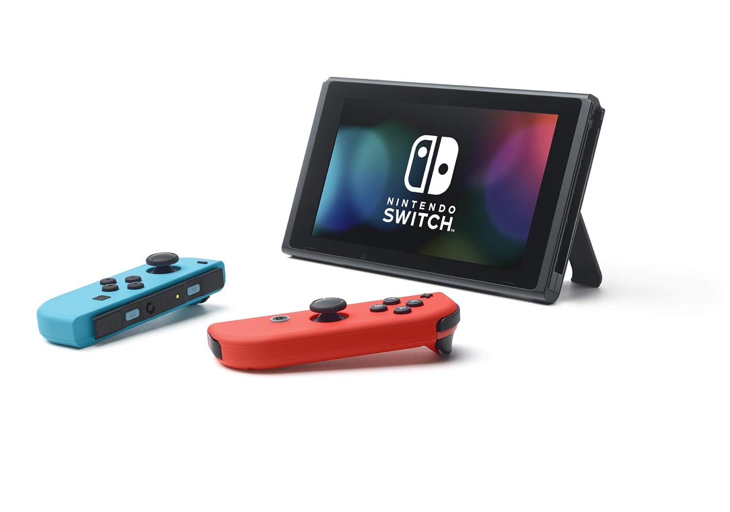 Nintendo Switch™ Mario Kart™ 8 Deluxe Bundle (Full Game Download + 3 Mo. Nintendo Switch Online Membership Included)