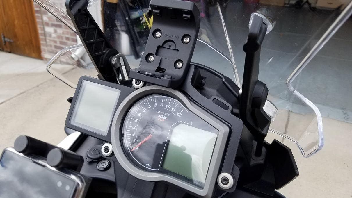 Garmin AMPS Rugged Mount with Audio/Power Cable