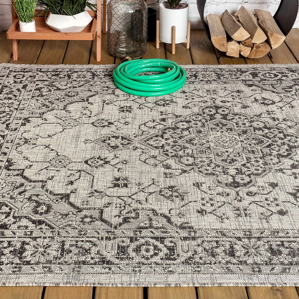 JONATHAN Y Boho Medallion Indoor Outdoor Area Rug 8X10 Gray/Black, Rozetta Textured Weave for Backyard, Patio, Porch, Easy-Cleaning, High Traffic, Pet-Friendly, Non-Shedding (SMB102D-8)