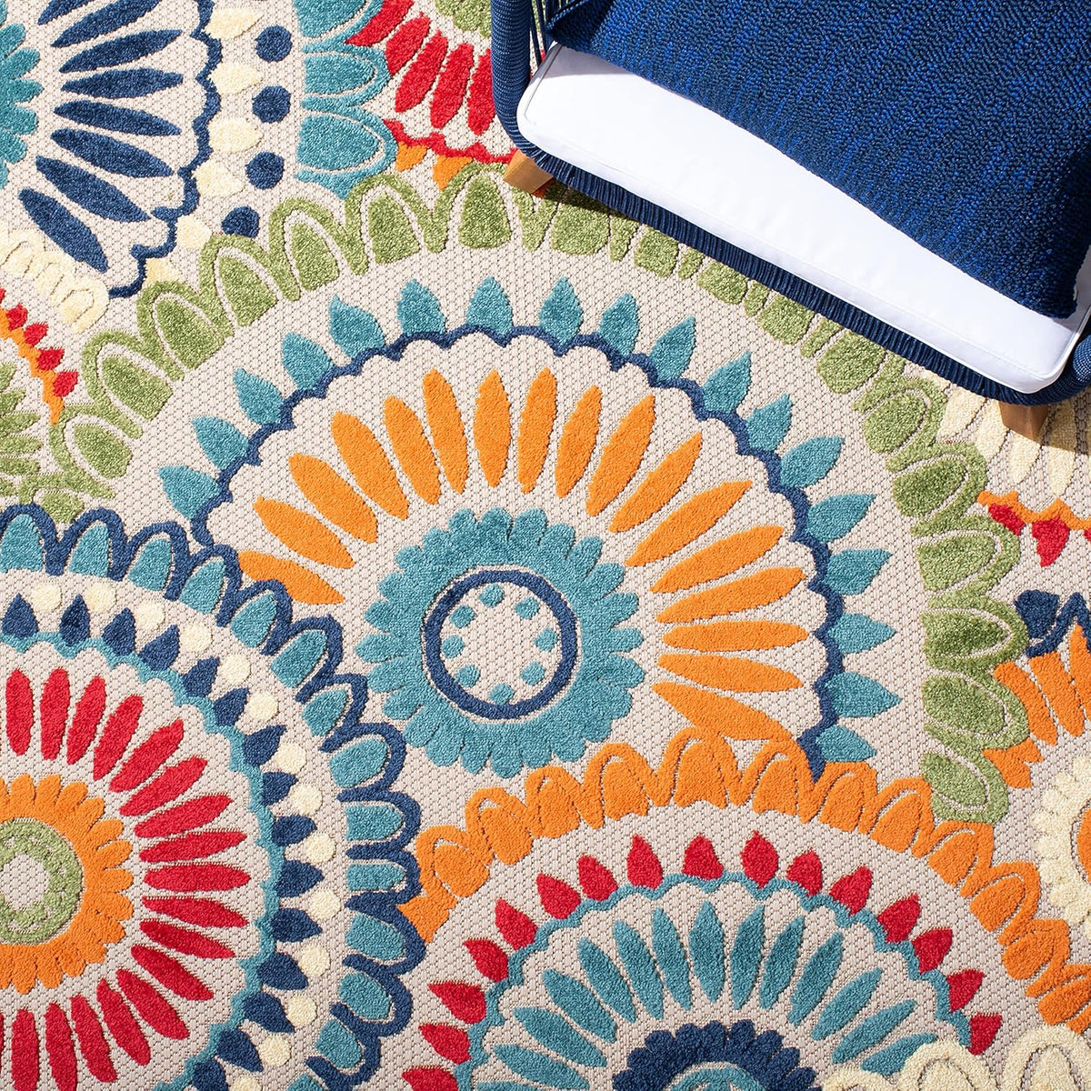SAFAVIEH Washable Rug Outdoor Cabana Collection - 9' x 12', Blue & Ivory, Non-Shedding & Easy to Clean, Ideal for Patio, Backyard, Mudroom (CBN382M)